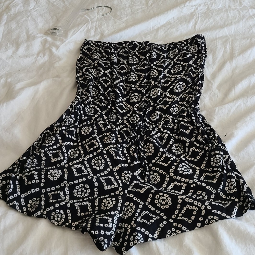 Black and cream patterned shorts romper